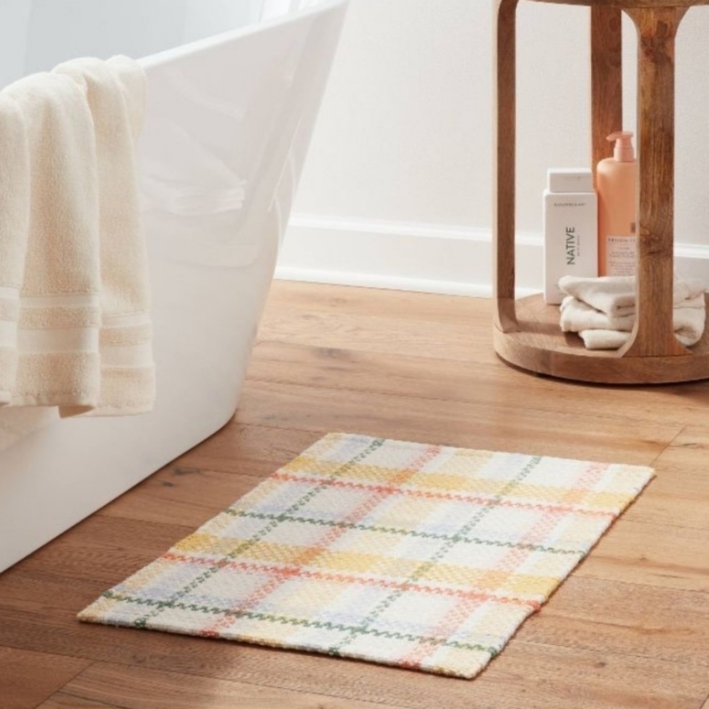 Spring Plaid Threshold Bath Rug 24" x 17" 100% Cotton